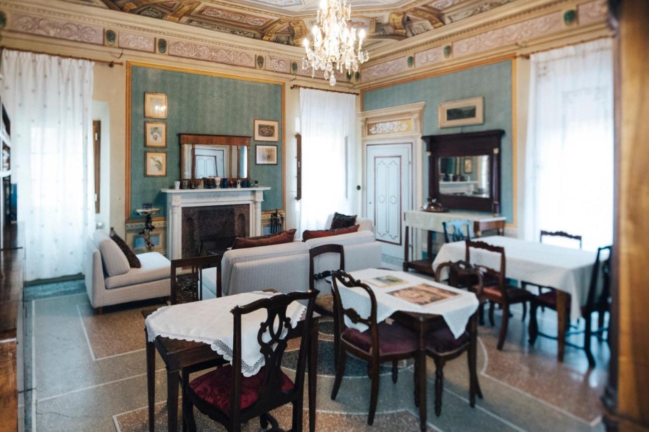 Villa Moris Bed And Breakfast Tavarnelle Val di Pesa Exterior foto